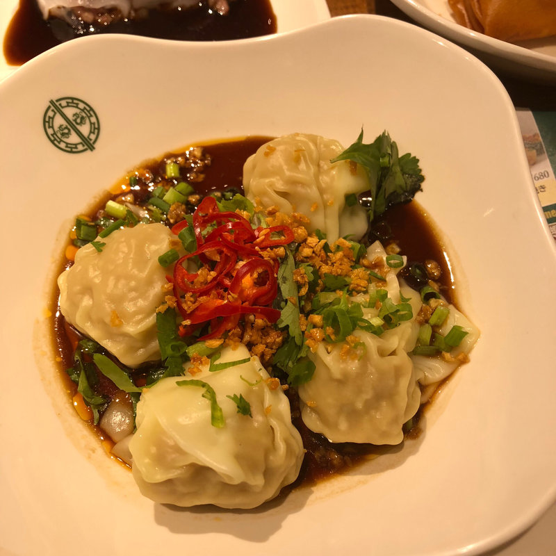 ポークのワンタン(添好運 日比谷店)