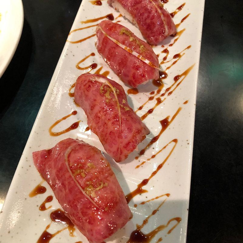 肉寿司(Yakitaro 水道橋店)