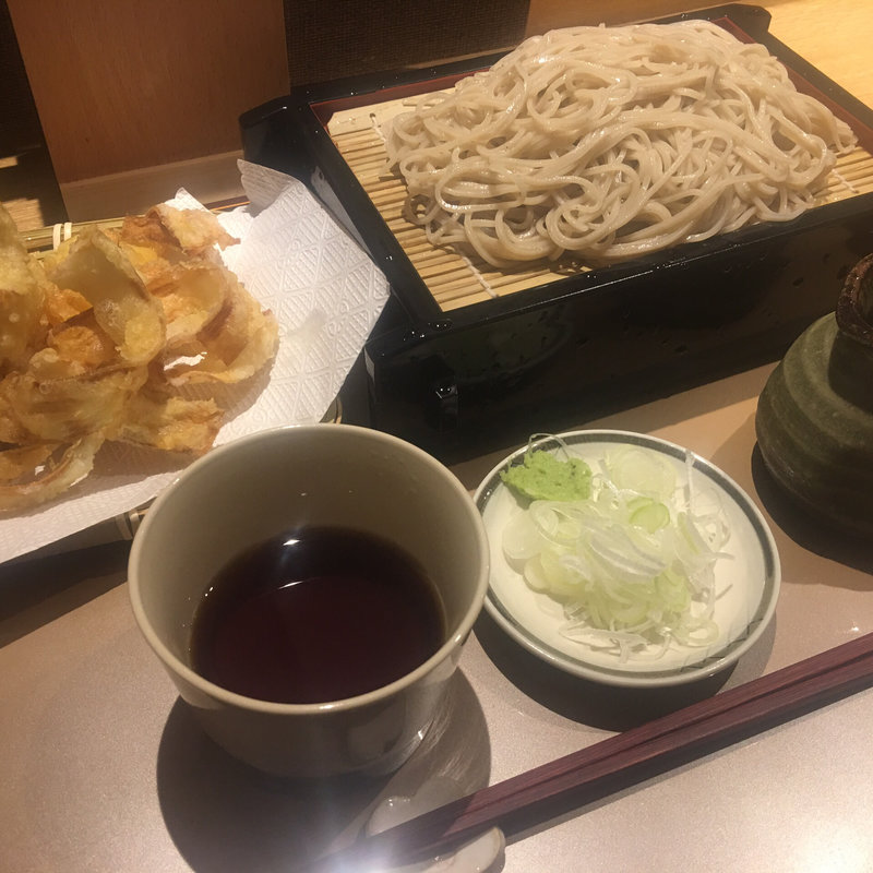 ごぼうと海老かき揚げ せいろ(空庵)