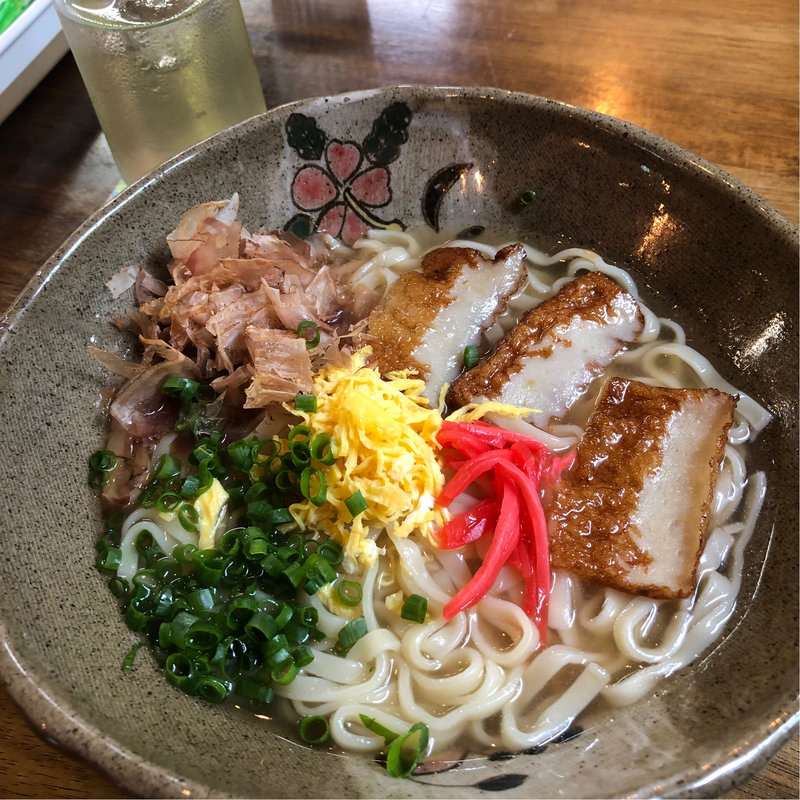 沖縄そば(いちゃりば （ICHARIBA）)