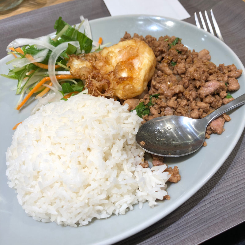 豚のガパオ（辛さなし）(マンゴツリーキッチン 渋谷ヒカリエ ShinQs店)