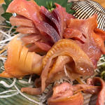 赤貝(立食い みかく寿司 )