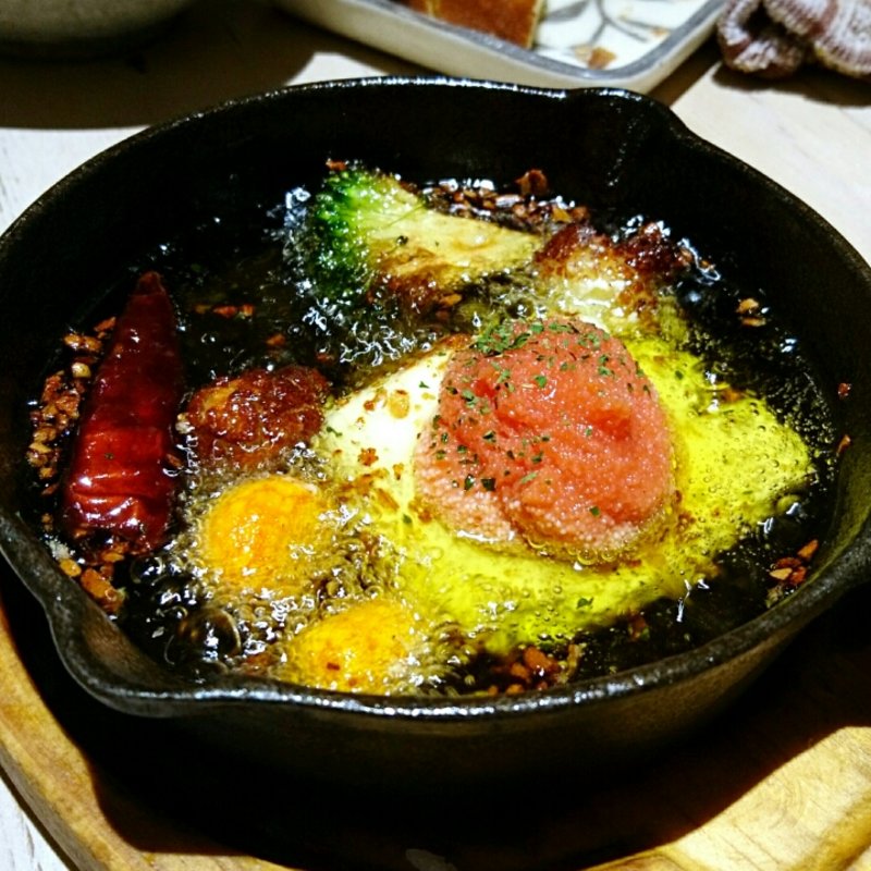 クリームチーズと明太子のアヒージョ(自由鳥)