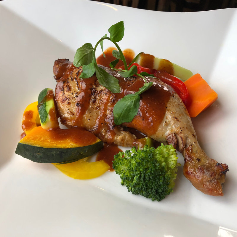 若鶏骨付きモモ肉のロティ (バランタイン )