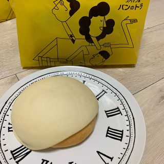 牛乳クリームパン(パンのトラ 八事店)
