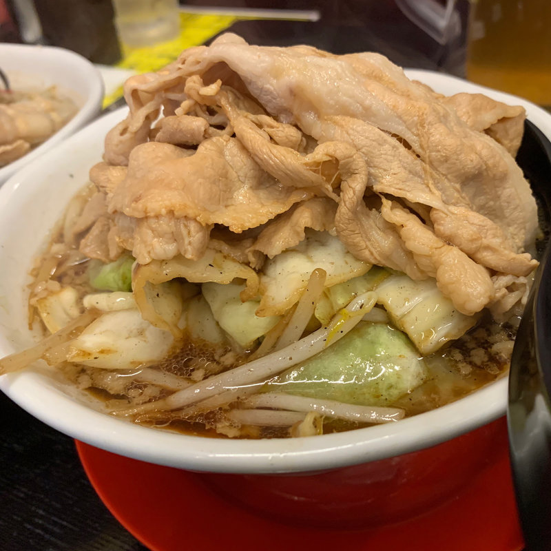 男の黒ラーメン全大盛り(関目団長)
