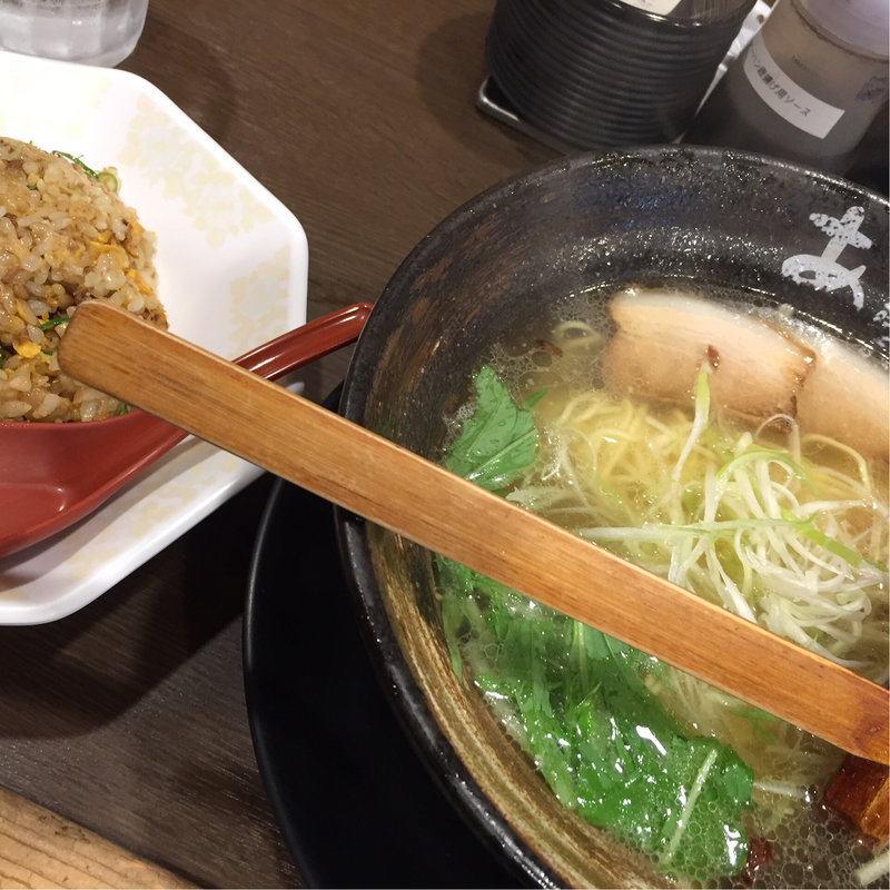 半チャンセット(麺屋 あわざ )