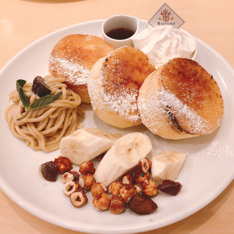 ''焦がし''キャラメリゼのパリふわスフレパンケーキ〜マロンクリーム添え〜(Butter Premium ららぽーと横浜店)