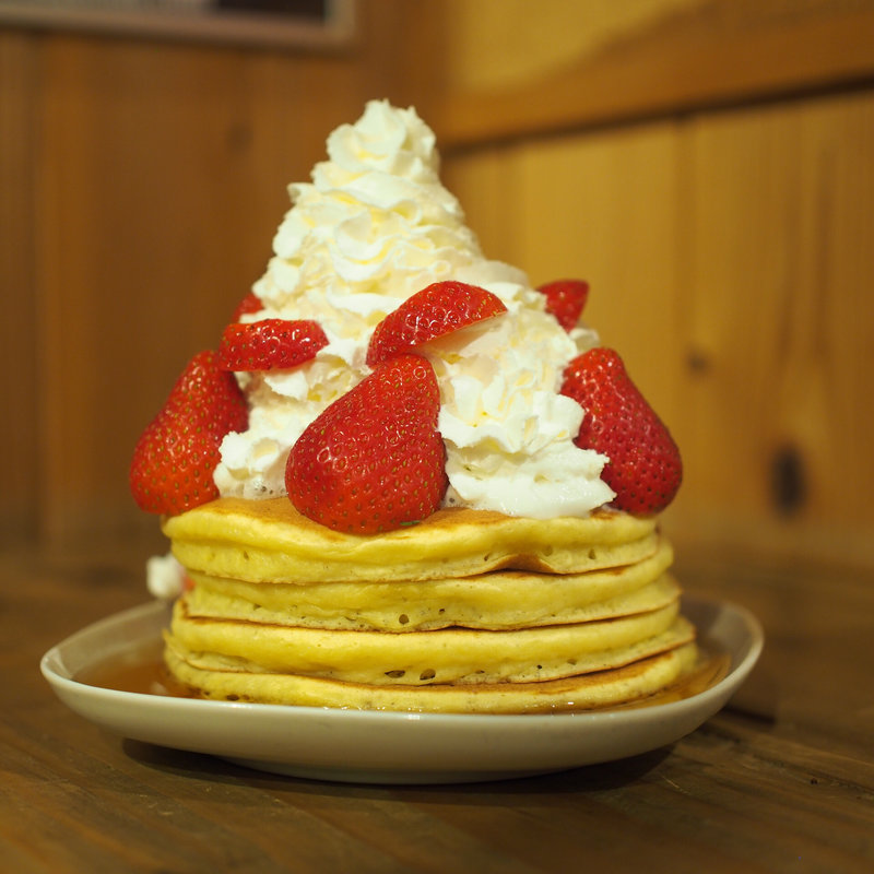 ストロベリーパンケーキ(AUNTY-MEE BURGER)