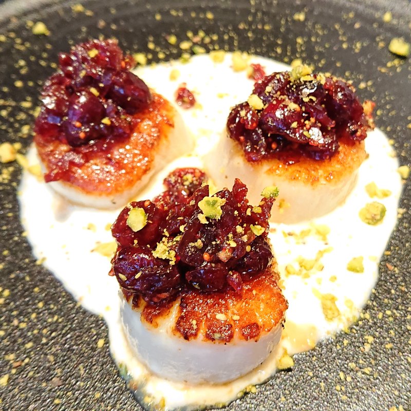 Seared Scallops(Blue Point Grille)