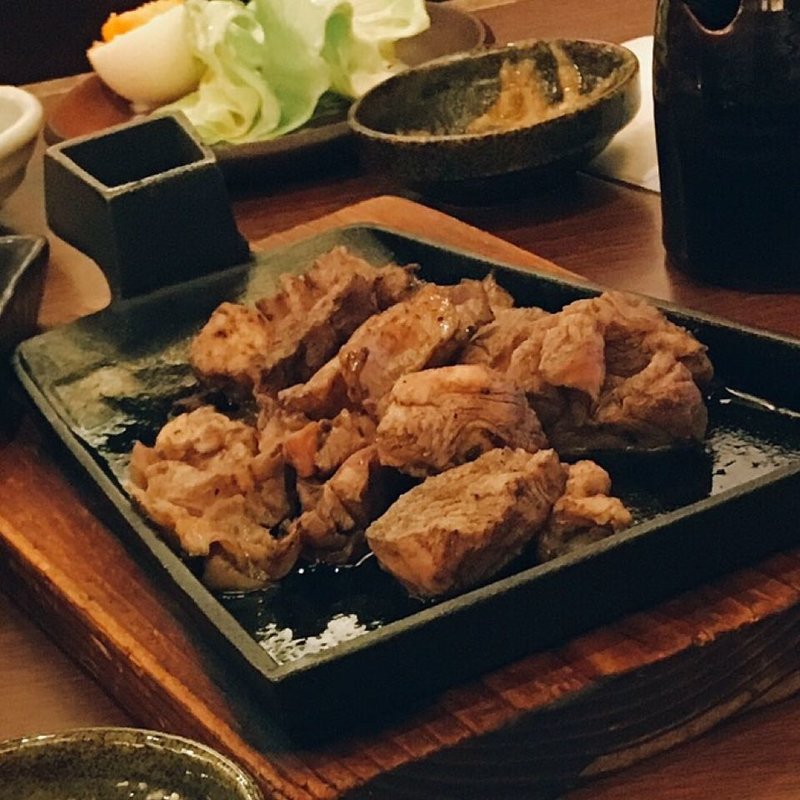 地どり炭火焼き~旨塩~ 並盛(山内農場 宇都宮東口駅前店 )