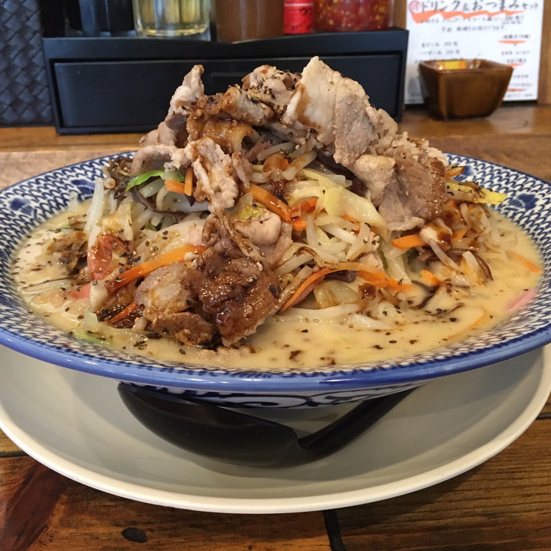 黒ちゃんぽん＋肉増＋野菜増(じげもんとん)