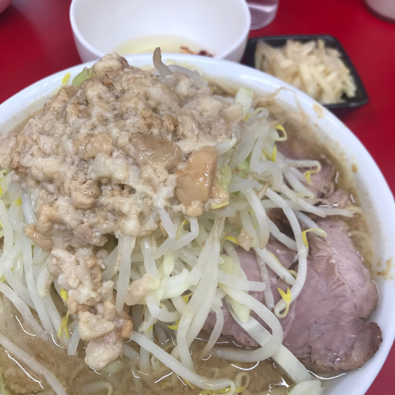 ラーメン小(ラーメン二郎神田神保町店)