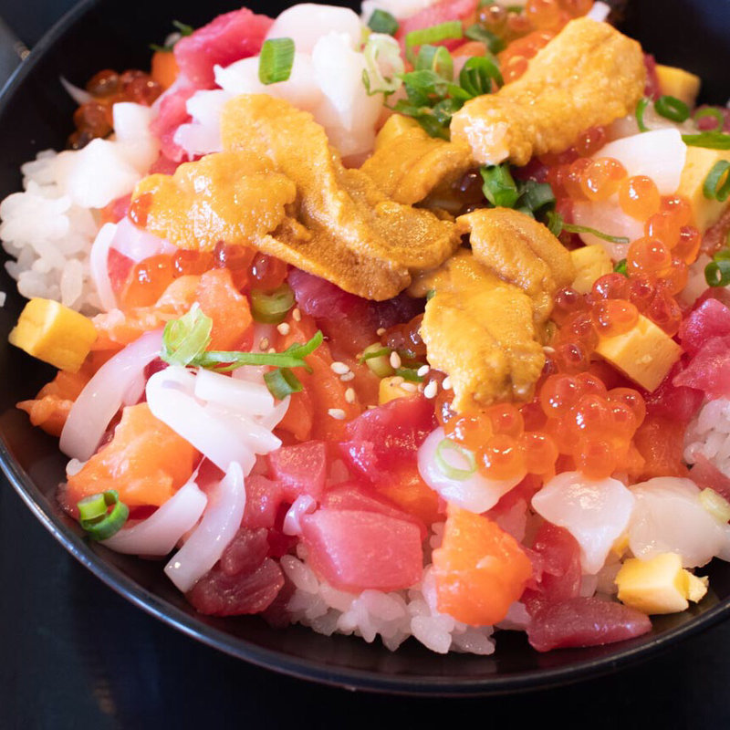 贅沢ちらし(沼津港海鮮食堂 サマサ水産)