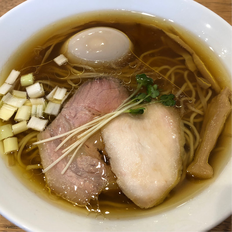 地鶏しょうゆらーめん(地鶏らーめん はや川)