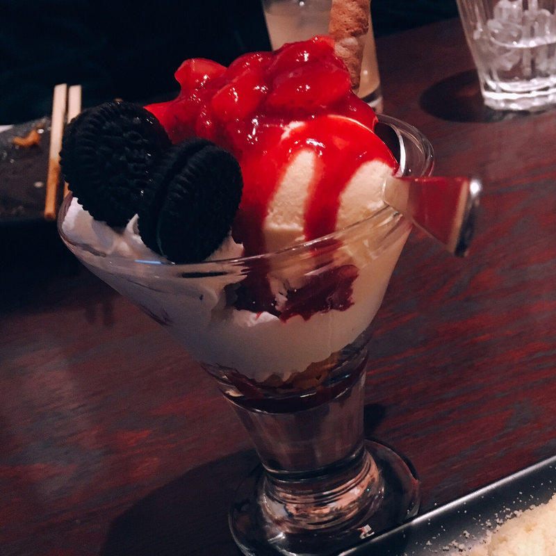 ベリーベリーパフェ(てんてけてん 栃木小山店)