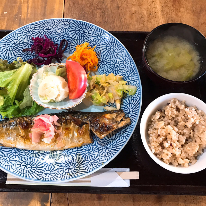 鯖の文化干し定食(古民家カフェ きのこくらぶ)