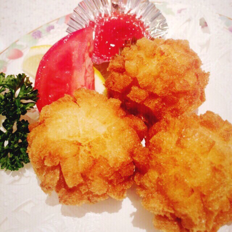 海老団子の衣揚げ(中国料理 山泉楼)