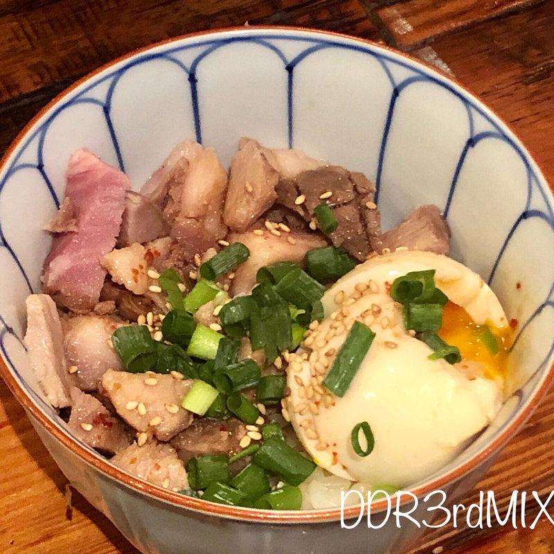 チャーシュー丼(鷄そば ヒバリ)