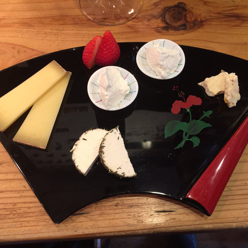 チーズ三種盛り(発酵醸造酒場 Ace)