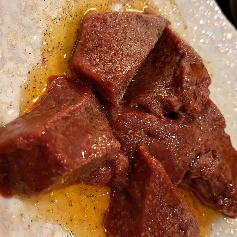 塩レバー(焼肉さんかく)