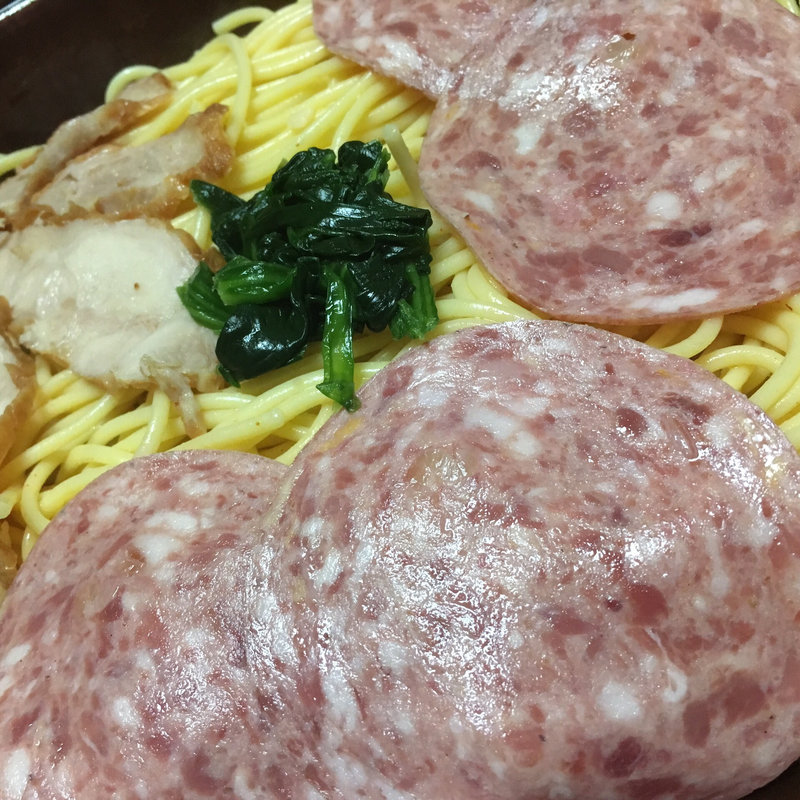 大盛ペペロンチーノ（セミドライソーセージ＆チキン）(ファミリーマート 札幌南7条西7丁目店 )