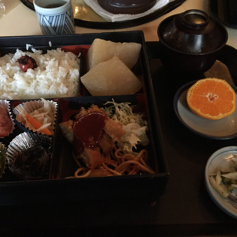 日替わり定食(肉のやしろ 青木亭 （ニクノヤシロアオキテイ）)