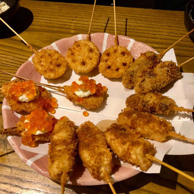 (串揚げ とろろ鍋 華金)