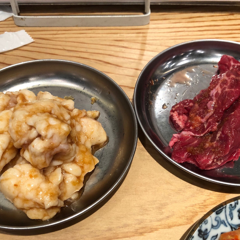 てっちゃんとハラミ(大衆焼肉ホルモン大松)