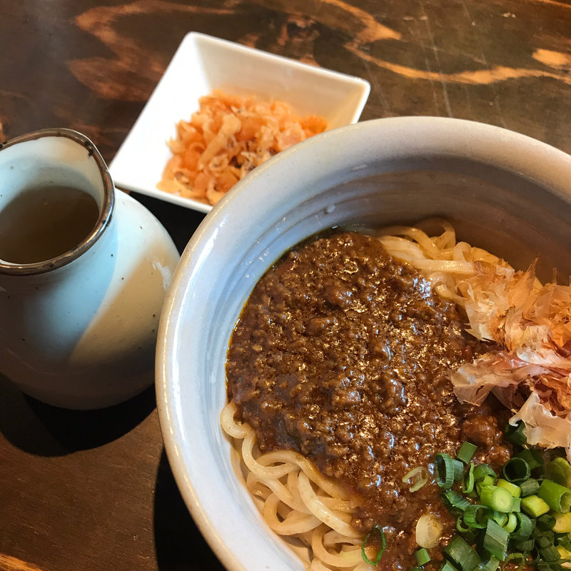 元祖キーマカレーうどん(あかちょこべ)