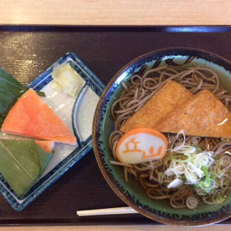 きつねそば＆ますのすしセット(立山そば 砺波インター店 )