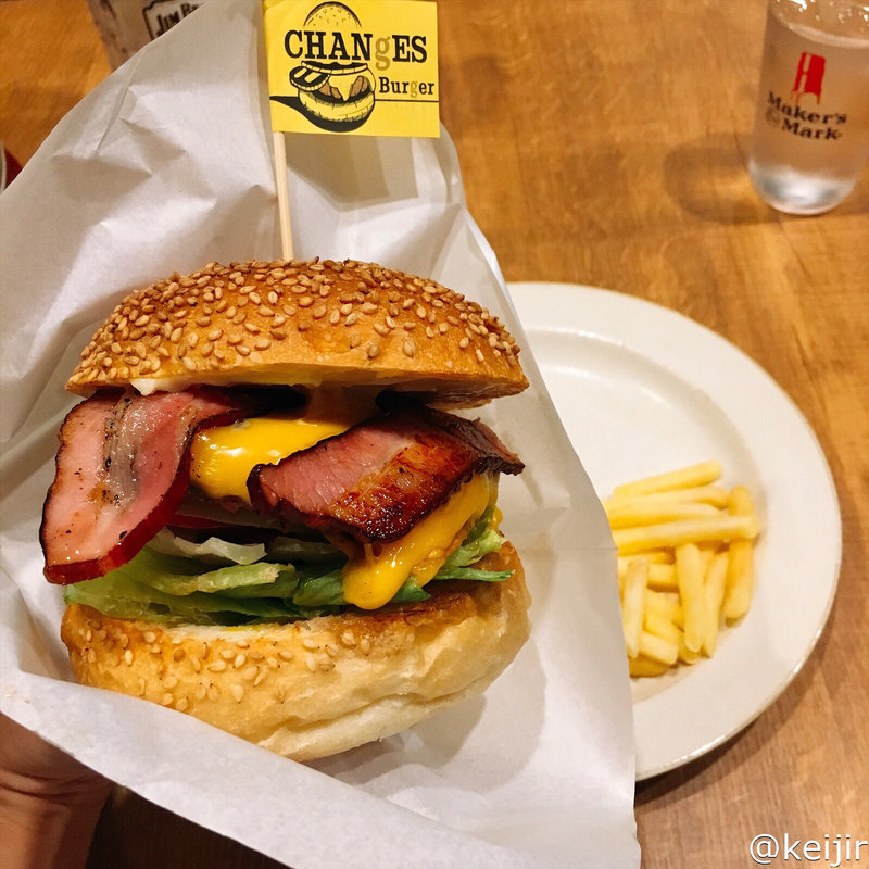 BACON CHEESE BURGER (ベーコンチーズバーガー)(CHANgES Burger チェンジイズバーガー)