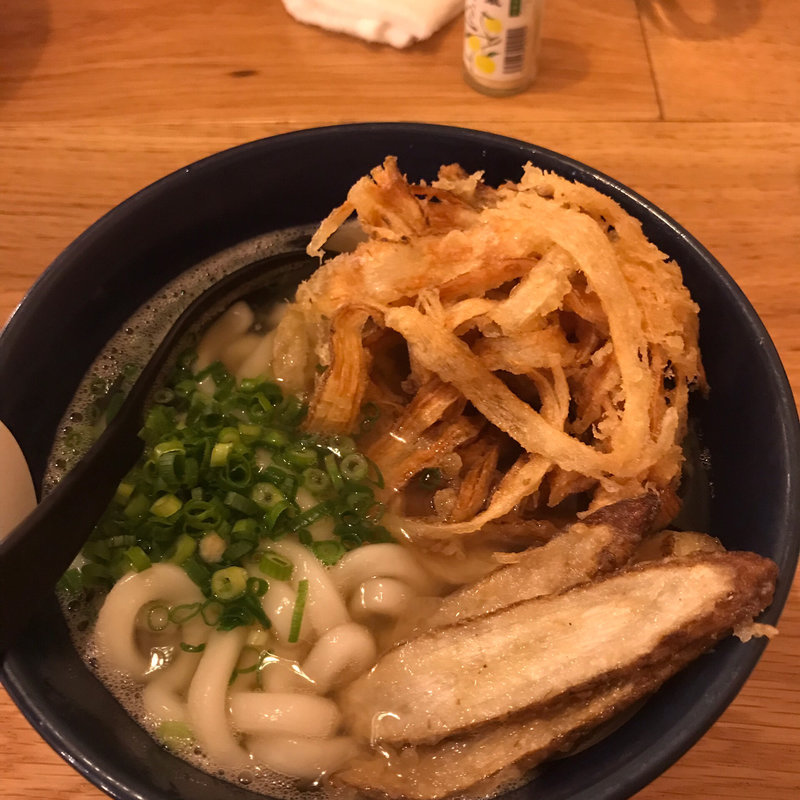ごぼう天うどん(博多うどん酒場イチカバチカ恵比寿 別邸)