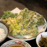 山菜の天ぷら定食