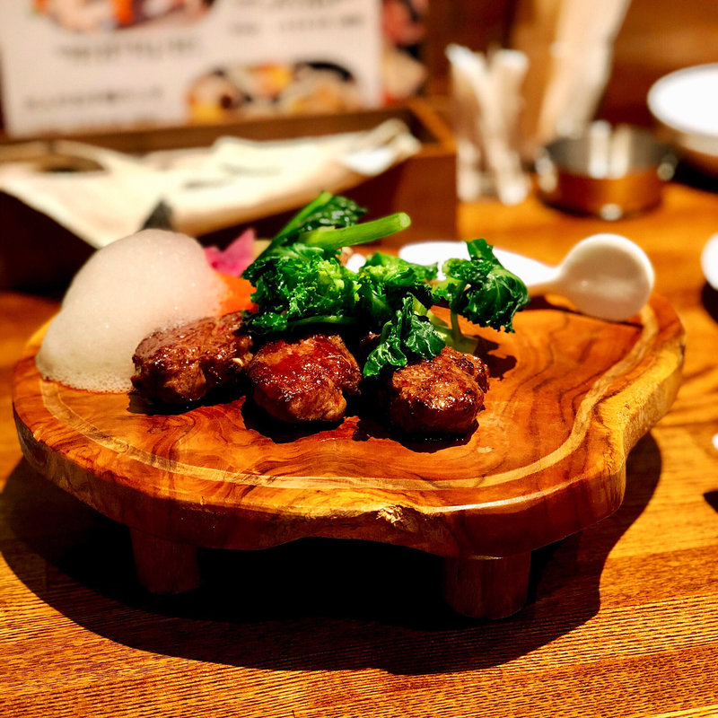 カンガルーのロースト(創作ビストロ la planche（ラ・プランシュ）)