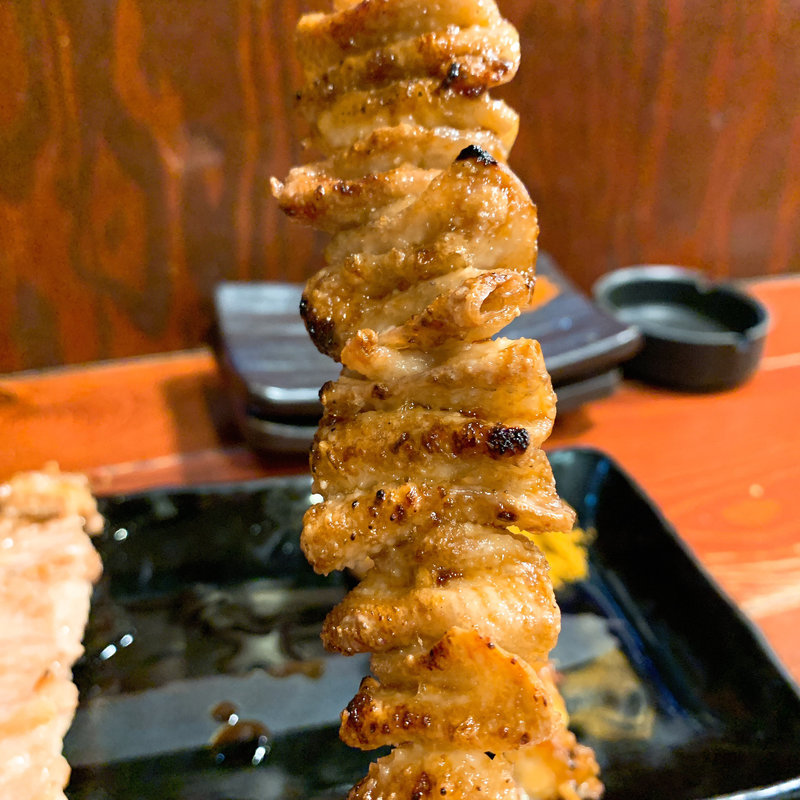 とりかわ(炭火やきとり しゅまり)