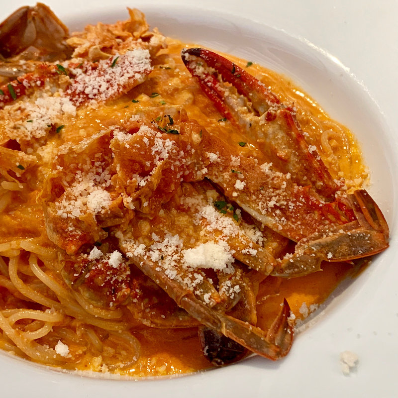 渡り蟹のトマトクリームパスタ(Routine Dining)