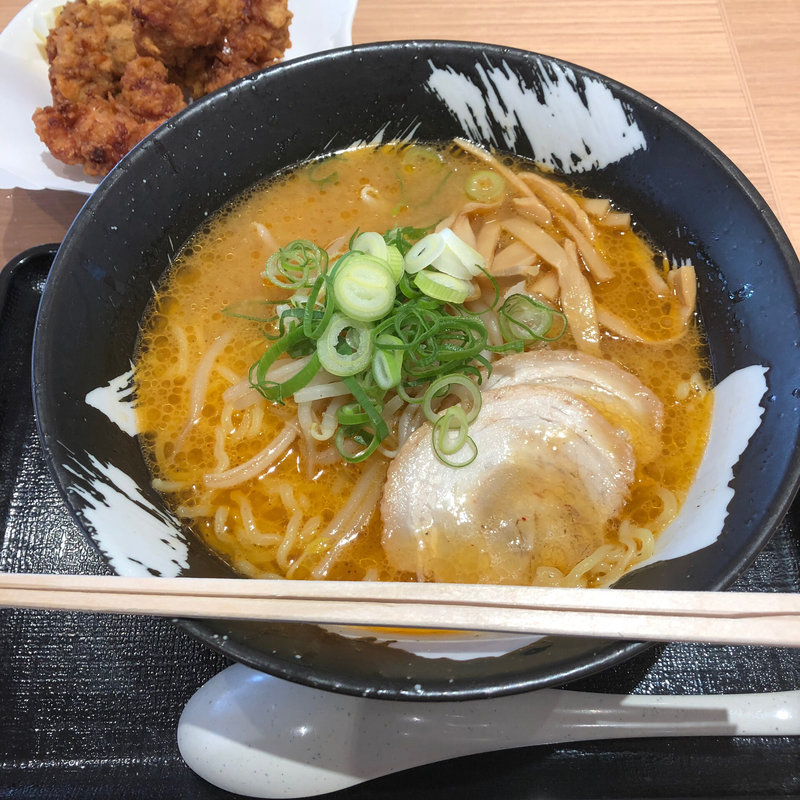 麦味噌ラーメン(札幌ラーメン・雪あかり（BLUE SKY DINING）)