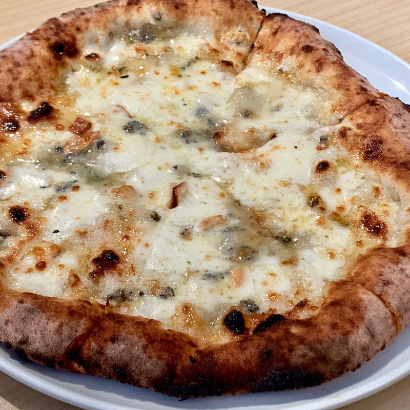 クワトロフォルマッジ(Routine Dining)