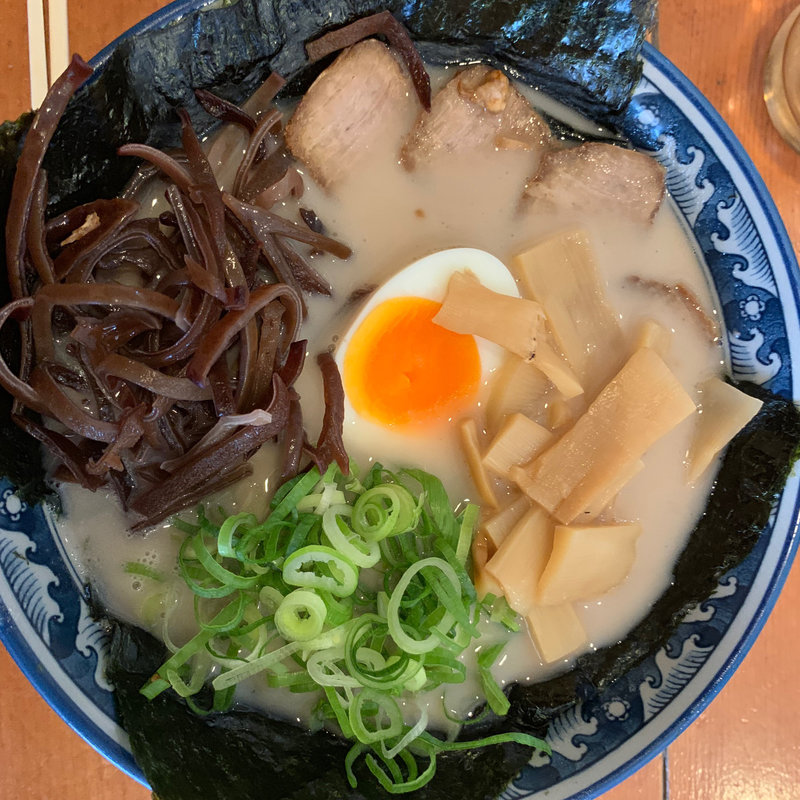 げんこつラーメン(げんこつ)