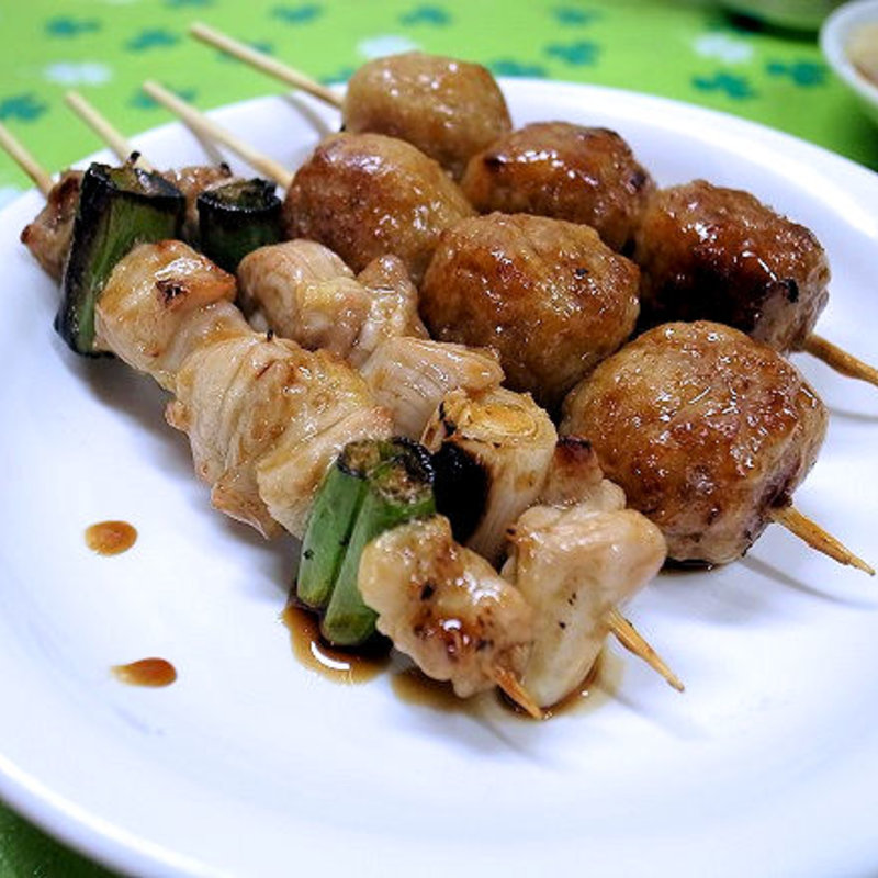 ネギ間とつくね(肉のまえかわ やきとり・立ち飲み (株)前川商店)