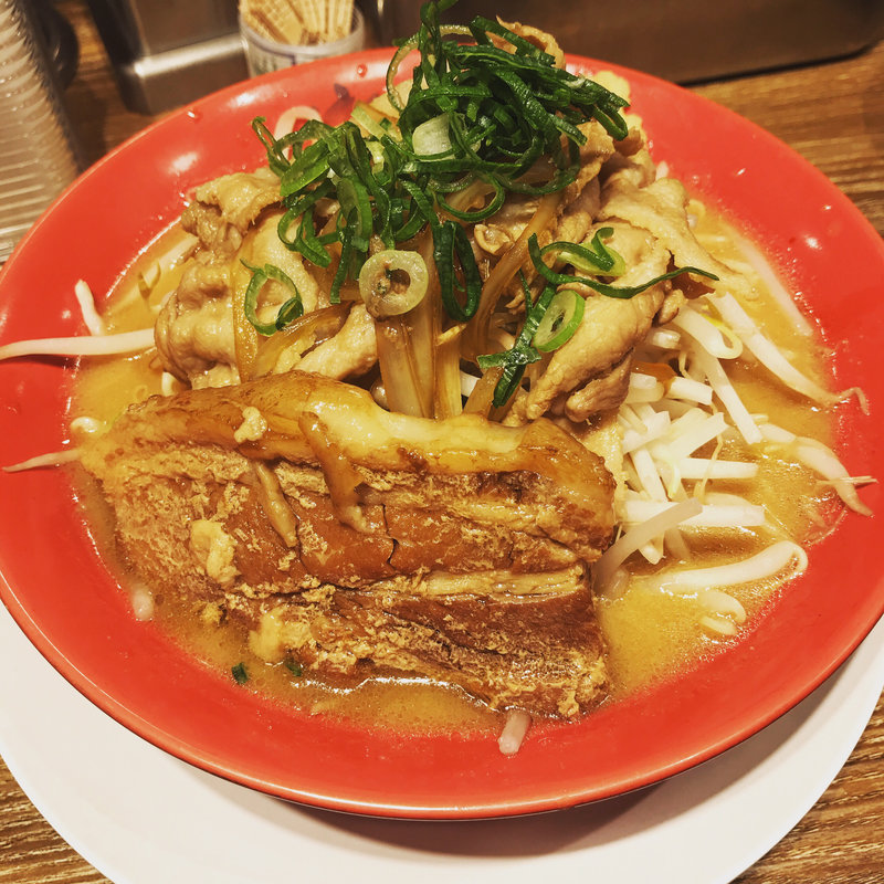 角煮豚味噌(旭川味噌ラーメン ばんから上野店)