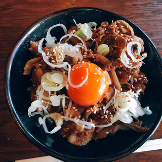豚玉丼(いろは商店 日光味噌)