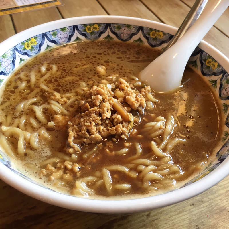 揚州濃厚醤油ラーメン(中国ラーメン揚州商人 大和店)