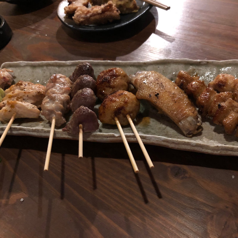 焼鳥盛合せ(焼鳥 赫色)