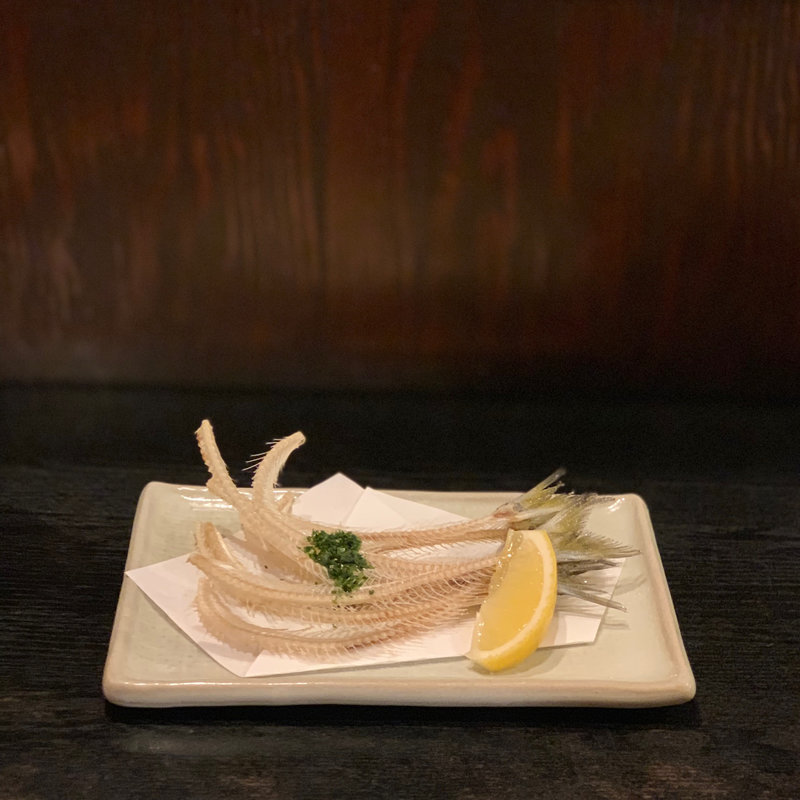 骨せんべい(いわし料理の店 味楽)