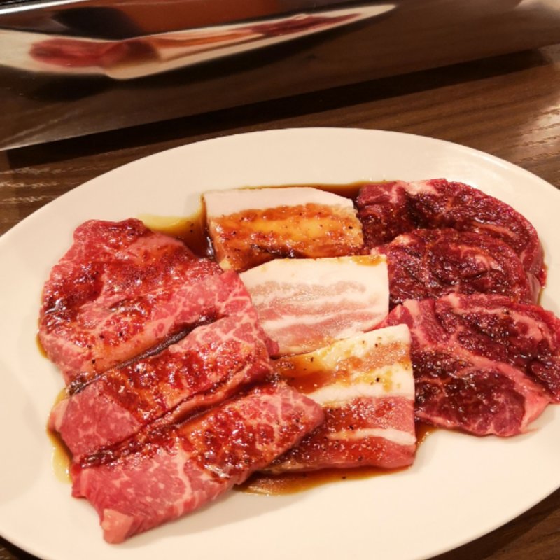 白黒定食(白か黒)