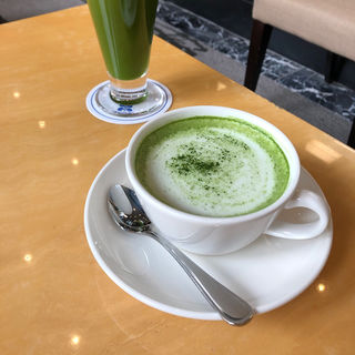 ホットグリーンティ(ティーラウンジ「ファウンテン」 ホテル日航大阪)