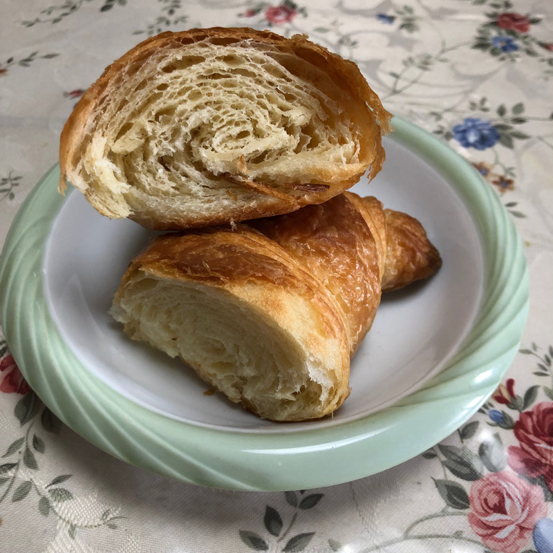 クロワッサン(The LOAF Cafe)