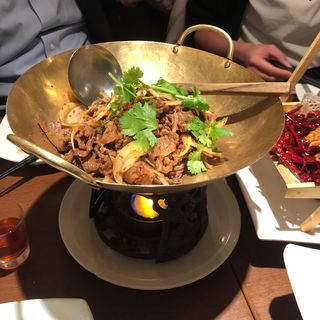 同源羊肉のクミン炒め(同源楼)